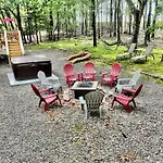 Sauna, Games,Grill, View,Lake,Pool,Tvs