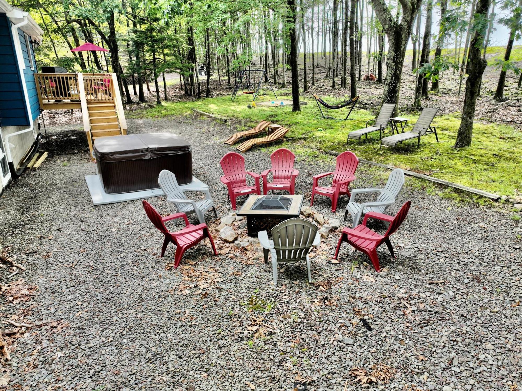 Sauna, Games,grill, View,lake,pool,tvs Holiday home Albrightsville